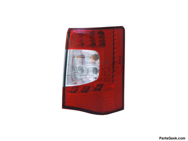 13 2013 Chrysler Town & Country Tail Light Assembly - Body Electrical