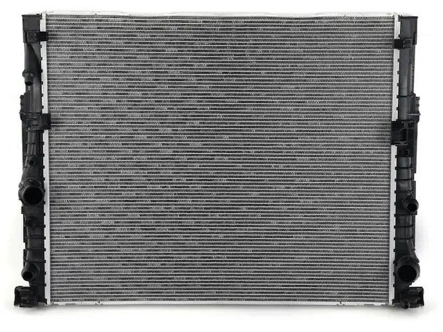 2018-2019 BMW 540i xDrive Radiator - Behr 17 11 8 743 663 - Center Rear ...