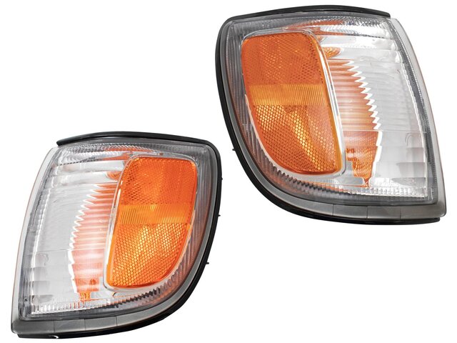 thumbnail image 2 of Driver Side Corner Light For 1999-2002 Toyota 4Runner – Direct Fit With Bulb 2 of 6