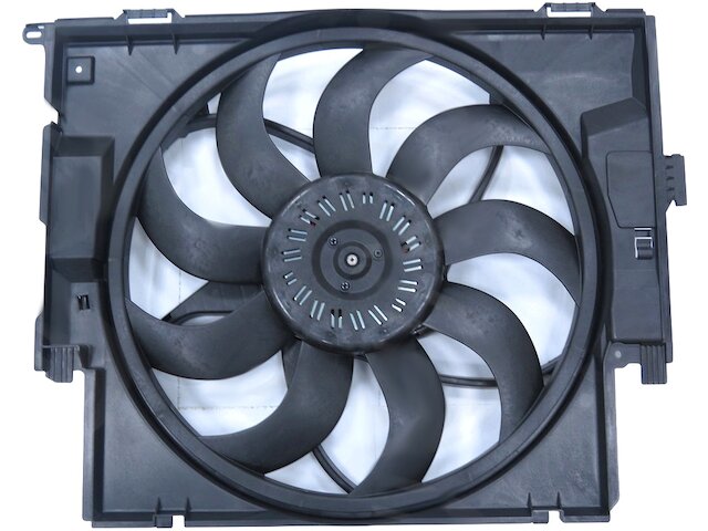 2013-2016 BMW 320i xDrive Radiator Fan Assembly - GPD 2811942 