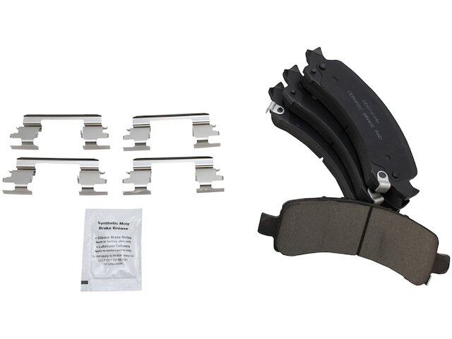 Auto Shack Front Ceramic Brake Pad Kit – Chevy Express 2500/3500, GMC Savana, Hummer H2, 6.0L 6.6L